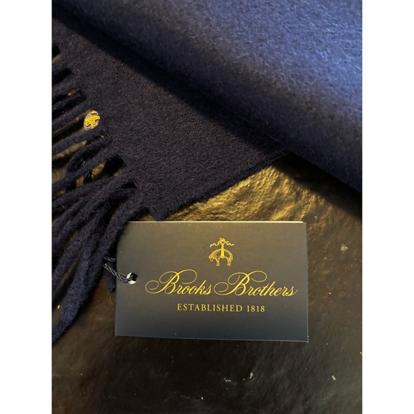 Brooks Brothers Navy Blue Wool Blend Scarf Fringe Logo New Menswear Career - Picture 3 of 4